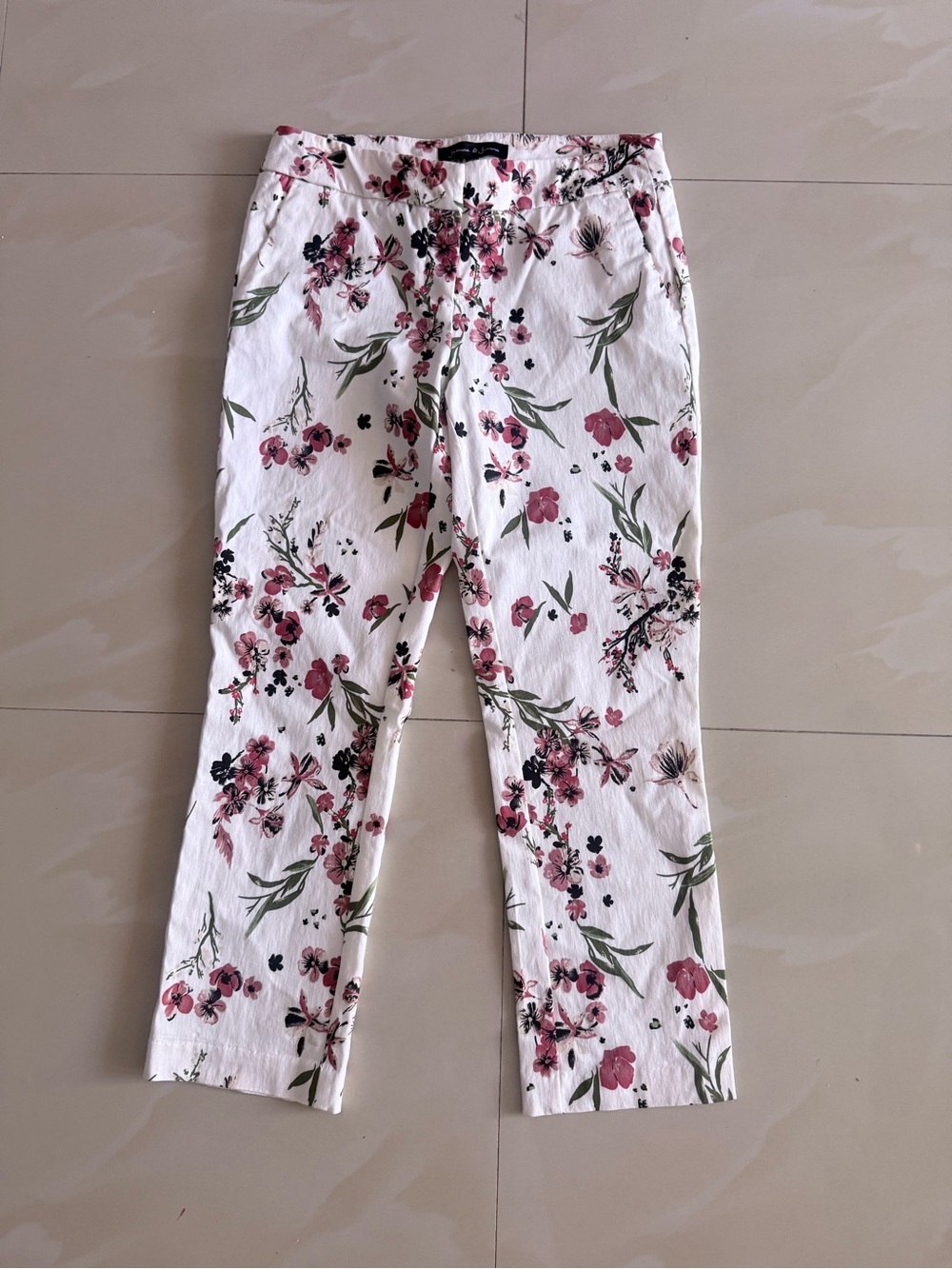 Jasmine & Juliana Women’s Floral Capris - White with Pink Floral Print